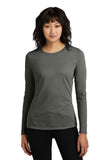 District® playera de manga larga Perfect Blend® CVC para mujer DT110